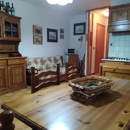 Maison De Neige